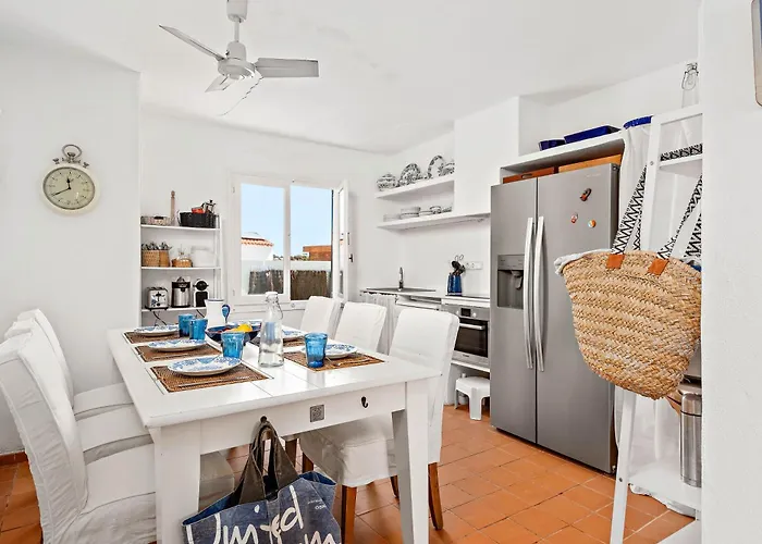 Con Encanto En Primera Linea De Mar 4hab 4 Banos Willa *