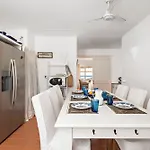 Con Encanto En Primera Linea De Mar 4hab 4 Banos Villa *